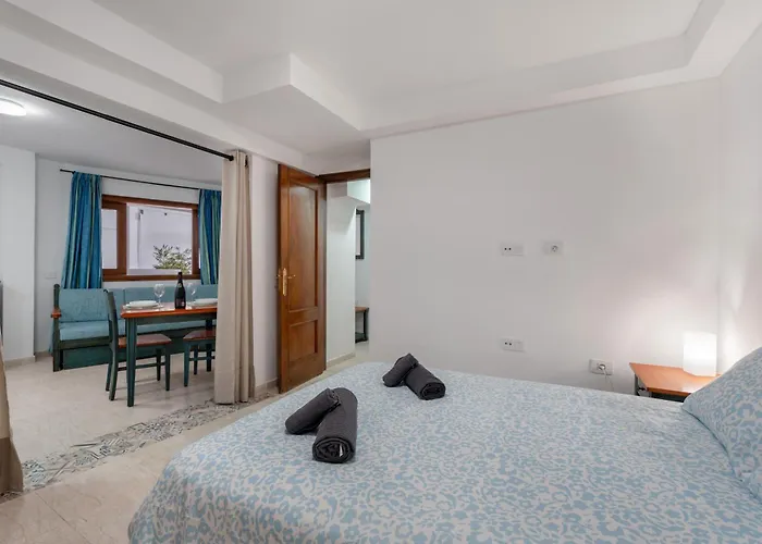 Flores 1d Costa Adeje (Tenerife)